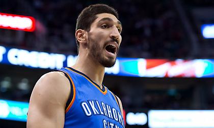 Καντέρ σε Θάντερ: «Παρακαλώ, νικήστε τους Γουόριορς!» (video)