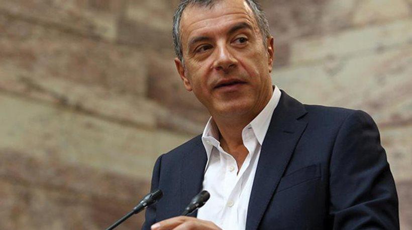 «Ναι» από Θεοδωράκη στην πρόταση Αλιβιζάτου για μετάθεση εκλογών στην Κεντροαριστερά