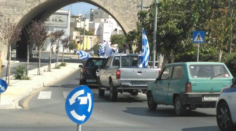 Ηράκλειο: Έκαναν αυτοκινητοπομπή οι οπαδοί του Αρτέμη Σώρρα