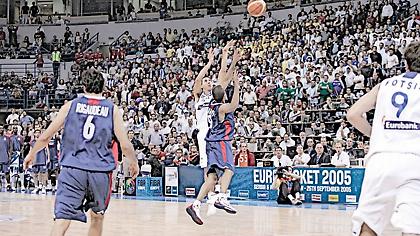 Σαν σήμερα: «Βάλτο αγόρι μου»