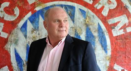 Χένες: «Οι ακριβές μεταγραφές θα αποτελέσουν παρελθόν»