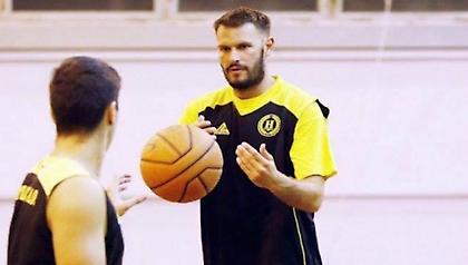 Ο Φώτσης στο ντεμπούτο του με τον Ηλυσιακό ήταν απλά... ο Φώτσης