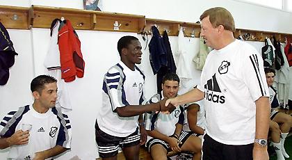 Φιλικό της Εθνικής 2004 με τον ΟΦΗ προς τιμήν του Γκέραρντ!