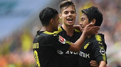 Στην κορυφή με γκολάρες και τύχη η Ντόρτμουντ