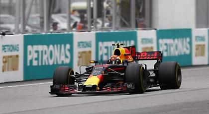 «Αέρας» ο Φερστάπεν στη Μαλαισία