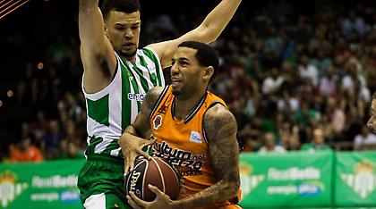 Τρομερός Γκριν και νίκη για Βαλένθια