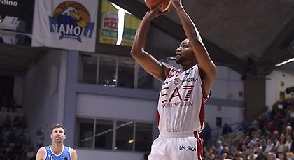 Με το… δεξί και στο πρωτάθλημα η Αρμάνι!