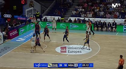 Έκανε πόστερ τον Καρνόβσκι ο Αγιόν (video)