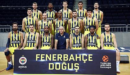 Η νέα Φενέρ σε πλήρη παράταξη (pic)