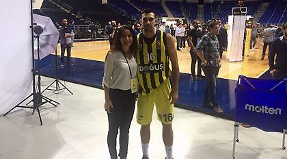 Σλούκας: «Πρώτη επιλογή μου η παραμονή στη Φενέρ, πιο δύσκολα φέτος»