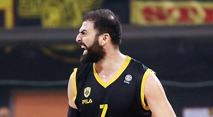 Έχασε τη μητέρα του ο Κ. Βασιλειάδης, συλλυπητήρια από ΠΑΟΚ