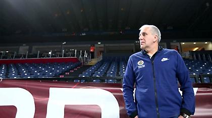 Ομπράντοβιτς: «Η FIBA δεν υπολογίζει τη Euroleague και τους παίκτες»