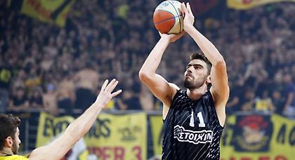 Η κακοδαιμονία συνεχίζεται στον ΠΑΟΚ: Στο νοσοκομείο ο Μαργαρίτης, νοκ-άουτ ο Ντίλαρντ