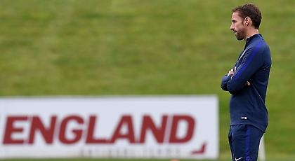 Πρόβλημα πως είναι μεγάλα ψάρια σε μικρή λίμνη!