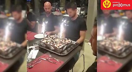 Η τούρτα-έκπληξη στον 30άρη Μιραλάς (video)
