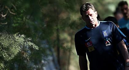 Καθοριστικά και για Σκίμπε τα ματς με Κύπρο και Γιβραλτάρ