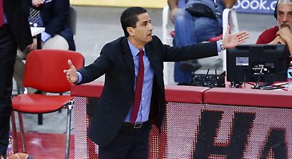 Σφαιρόπουλος: «Ξεκάθαρο φάουλ στον ΜακΛιν, στους διαιτητές δεν θέλω να μιλάει κανένας»