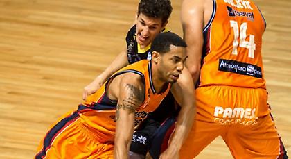 «Απόδραση» με Γκριν για Βαλένθια, ηττημένη έρχεται για την ΑΕΚ η Εστουδιάντες