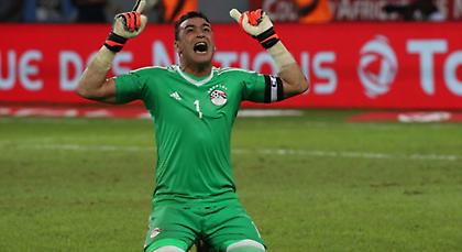 Ο 45χρονος γκολκίπερ της Αιγύπτου είχε ορκιστεί πως θα παίζει μέχρι να πάει η χώρα του σε Μουντιάλ!