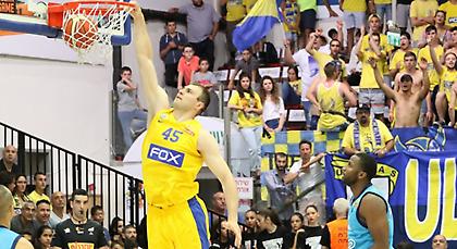 Χαλαρή πρεμιέρα για την Μακάμπι