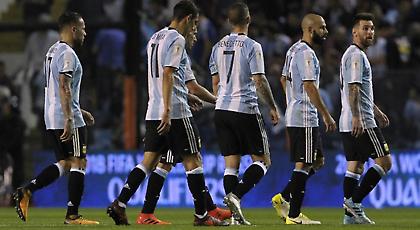 Φοβούνται «κάζο» και βάζουν… κιγκλιδώματα στην Αργεντινή