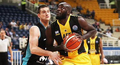 Μάθημα στην ΑΕΚ από τους «φοιτητές»