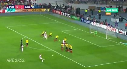 ΑΠΙΣΤΕΥΤΟ: Ένα έμμεσο που έγινε απευθείας φάουλ έστειλε το Περού στα μπαράζ και απέκλεισε τη Χιλή!