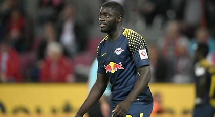 Ουπαμεκάνο: «Τιμή μου να ενδιαφέρεται για μένα η Μπαρτσελόνα, αλλά...»