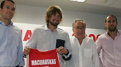 Ολυμπιακός-Μπασκόνια: Οι οκτώ παίκτες που φόρεσαν και τις δύο φανέλες