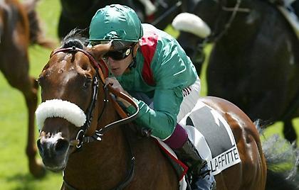 Γαλλία και Αγγλία τραβάνε τα φώτα της Πέμπτης στο ιπποδρομιακό κουπόνι!