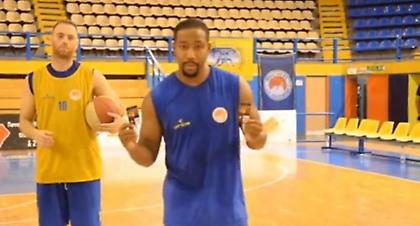 Κλαρκ: «Πάρε διαρκείας στον ΓΣΠ! Μην λείπεις» (video)