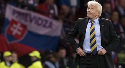 Τέλος ο Γκόρντον Στράχαν από τη Σκωτία