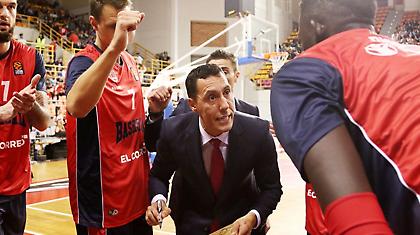 Εκτός εαυτού ο Πριτζιόνι: Αποβλήθηκε για διαμαρτυρία! (video)