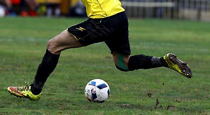 Χαμός στον Ταύρο: Δύο παίκτες στο νοσοκομείο μετά από εισβολή οπαδών στα αποδυτήρια!