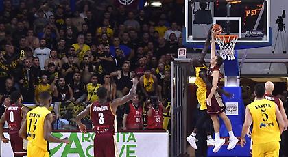 Στην κορυφή του Top-5 ο «κιτρινόμαυρος» Τζέιμς! (video)