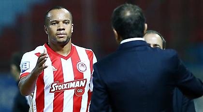 Νικολακόπουλος στον ΣΠΟΡ FM: «Ιστορική βραδιά για τον Ολυμπιακό - Το τρικ του Λεμονή με Οτζίτζα»