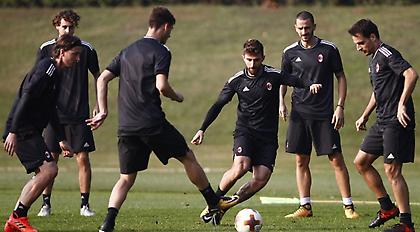 Με Κάλινιτς κόντρα στην ΑΕΚ - Η αποστολή της Μίλαν