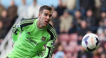 Σκέφτεται να αποχωρήσει από την Γουέστ Χαμ ο Αντριάν