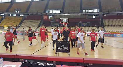 Η προπόνηση του Ολυμπιακού πριν τη Μάλαγα (video)