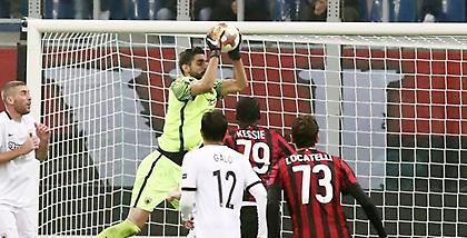 Υπόκλιση των ιταλικών ΜΜΕ σε Ανέστη: Έπεσε πάνω σε τείχος η Μίλαν!