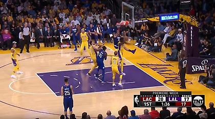 Ιπτάμενος Γκρίφιν στο Top 5 (video)