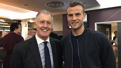 Ο Στιλ συνάντησε τον παίκτη-θρύλο Τζεφ Χαρστ (pιc)