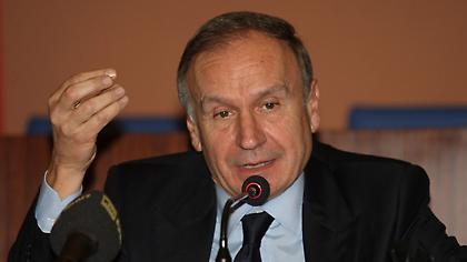 Δυσαρεστημένος με Ντατόμε ο Πετρούτσι