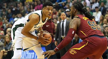 Κέρδισε τον Λεμπρόν, αλλά όχι τους Καβαλίερς ο Γιάννης