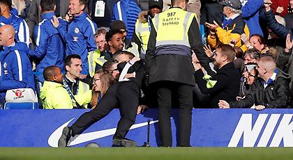 «Πνίγηκε» στις αγκαλιές στο γκολ της ανατροπής ο Κόντε (video)