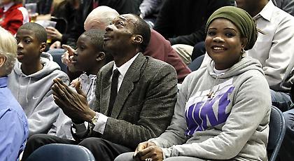 Η αφιέρωση του Γιάννη στον πατέρα του πάνω στην μπάλα (pic)