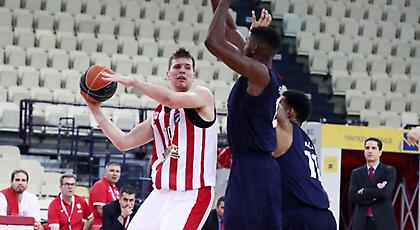 Αγραβάνης: «Μπήκαμε… τσαντισμένοι στο δεύτερο ημίχρονο»