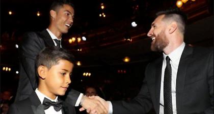 Αυτούς ψήφισαν Κριστιάνο και Μέσι για το βραβείο του καλύτερου ποδοσφαιριστή