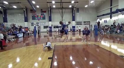 Αυτή είναι ίσως η ΚΟΡΥΦΑΙΑ απόκρουση στην ιστορία του βόλεϊ! (video)