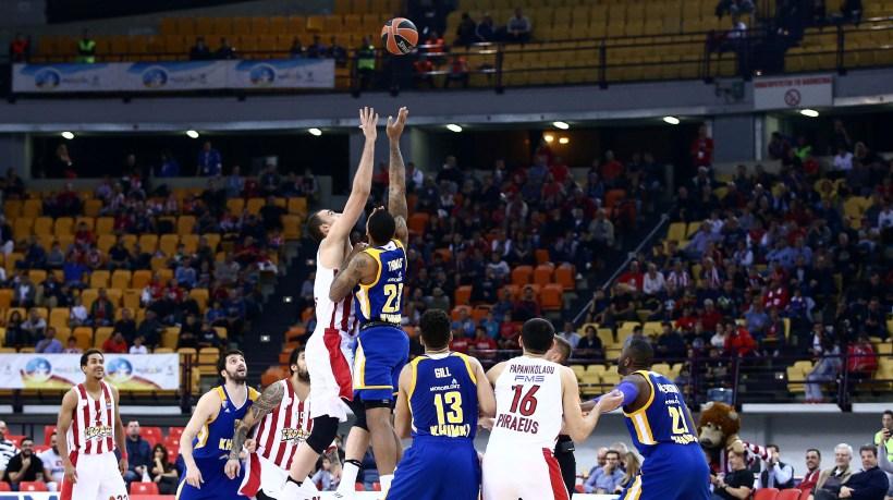 Η άλλη… ματιά της νίκης του Ολυμπιακού κόντρα στη Χίμκι (video)